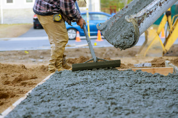 Best Concrete Retaining Walls in East Grand Rapids, MI